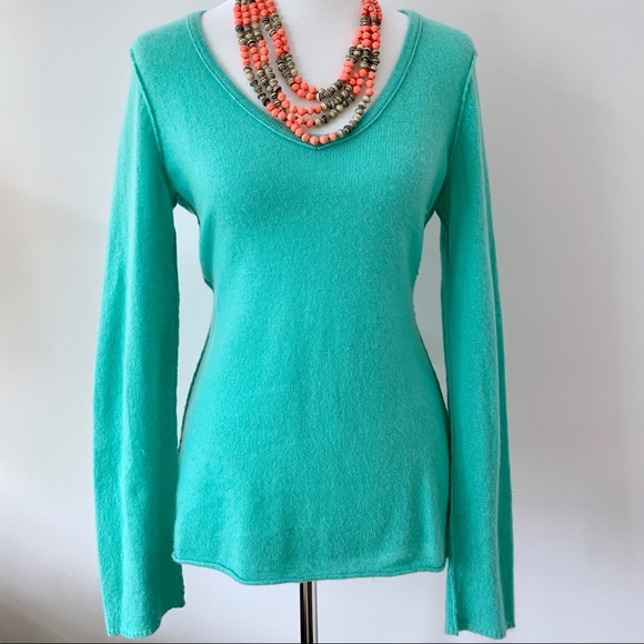 Aqua Sweaters - AQUA 100% Cashmere V-Neck Fitted Sweater